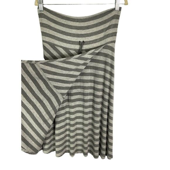Athleta Gray Shadow Striped Faux Wrap Skirt, Drawstring Waist, small, sty 819645 - Picture 4 of 9